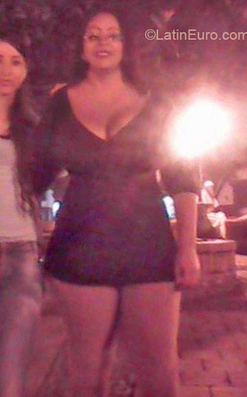 Date this hard body Colombia girl Yolima from Medellin CO16661