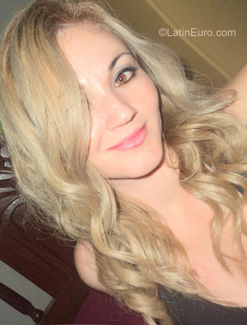 Date this stunning Brazil girl Sheila from Belo Horizonte BR9183