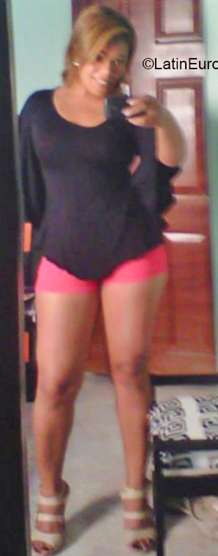 Date this sultry Colombia girl Ayrid from Santa Marta CO16814