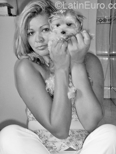 Date this hot Brazil girl Adriana from Rio De Janeiro BR9259