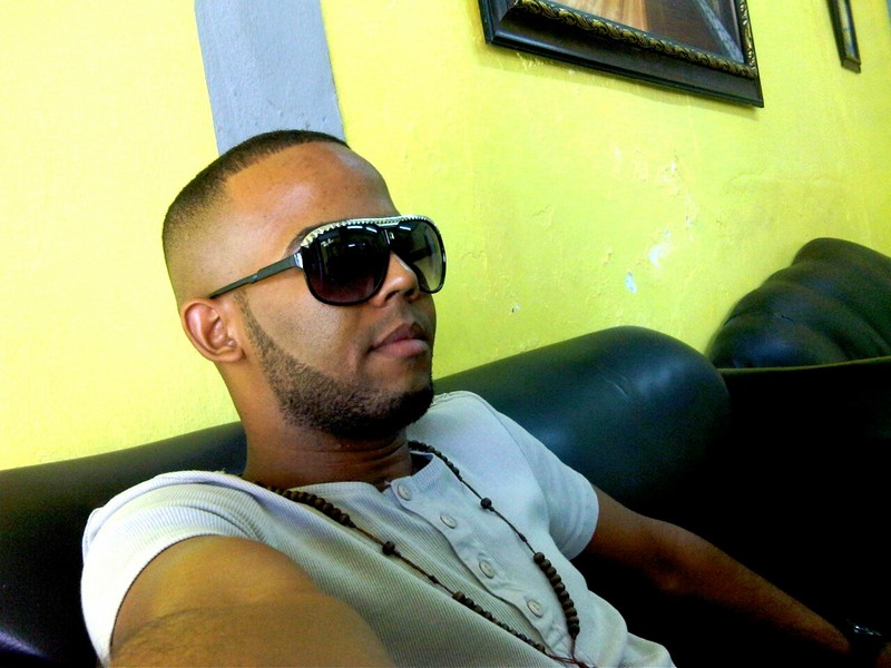 Date this foxy Dominican Republic man Yefri from san cristobal US15943