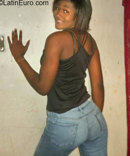 Date this stunning Jamaica girl Zaporiah from Kingston JM1978