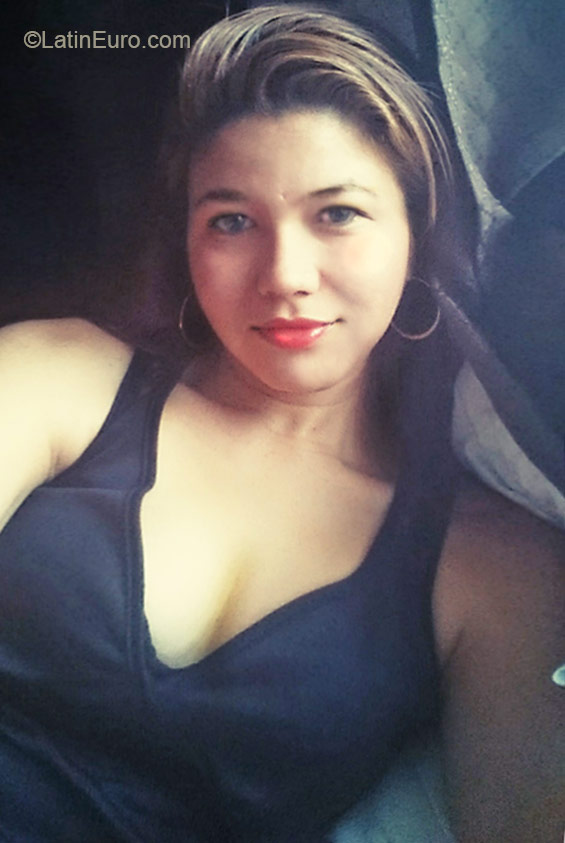 Date this beautiful Colombia girl Olga from Medellin CO17176
