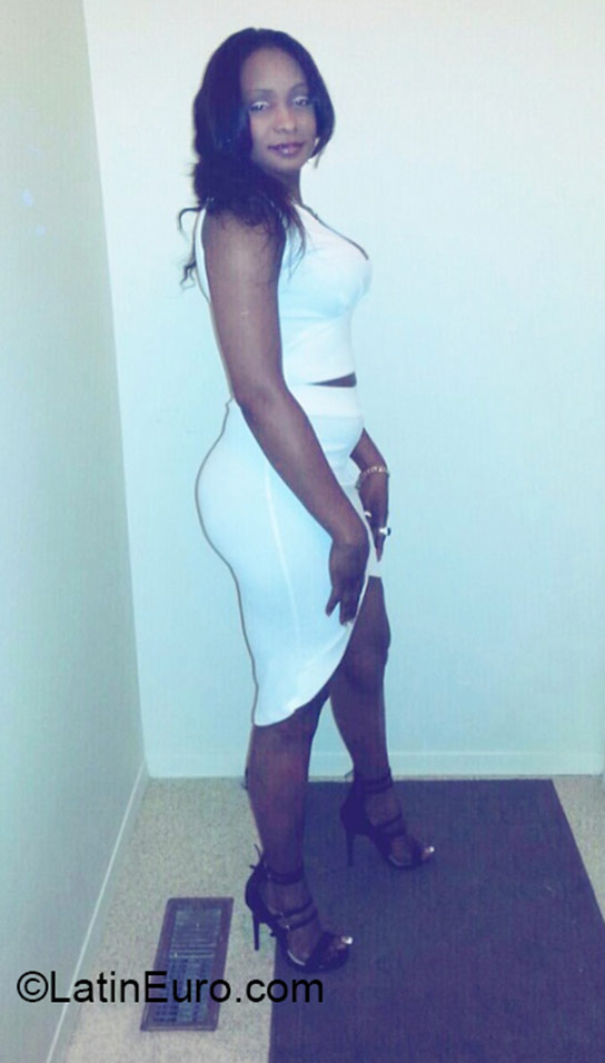 Date this cute Canada girl Maritza from Calgary CA663