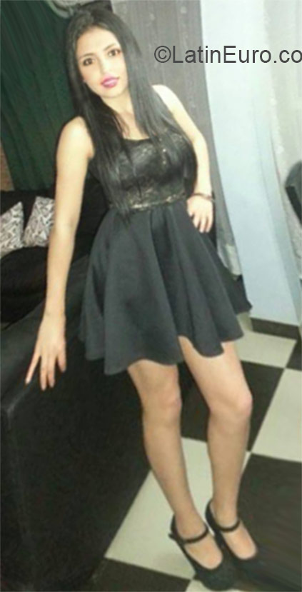 Date this passionate Colombia girl Katherin from Bogota CO17286