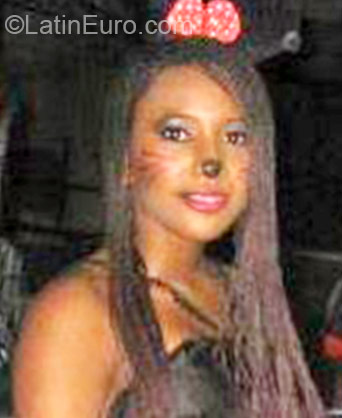 Date this happy Colombia girl Tatiana from Cali CO17491