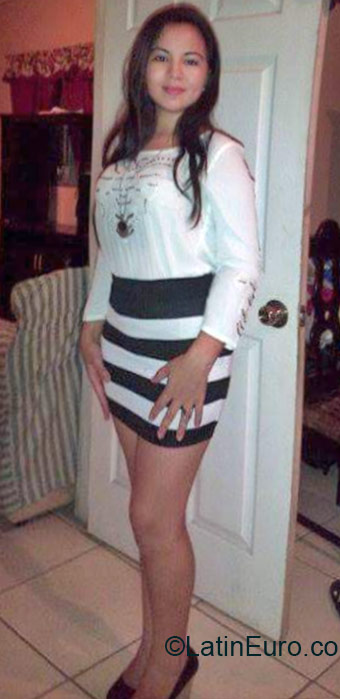 Date this athletic Honduras girl Elsy from San Pedro Sula HN1509