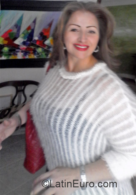 Date this georgeous Colombia girl Gloria from Bogota CO17443