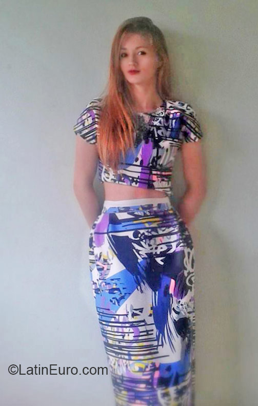 Date this athletic Colombia girl Jesica from Bogota CO17529