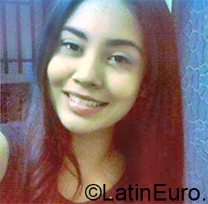 Date this attractive Colombia girl Alejandra from Cali CO17566