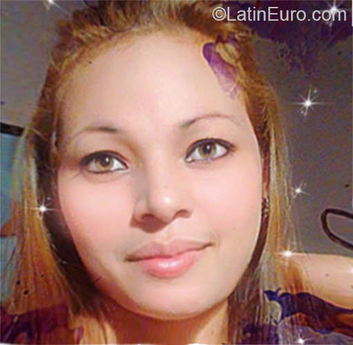 Date this fun Honduras girl Jessica from San Pedro Sula HN1548