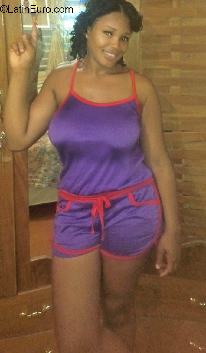 Date this exotic Jamaica girl Octavia from Montego bay JM2081