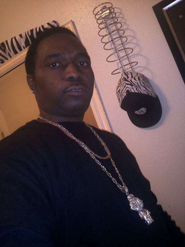 Date this happy United States man Lil9wardbee from New Orleans US16359