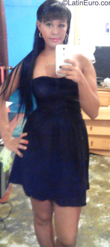 Date this georgeous Colombia girl Lorena from Cali CO17851