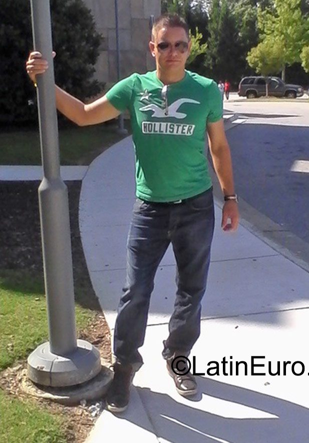 Date this hot United States man Barbaro from Lawrenceville US16421