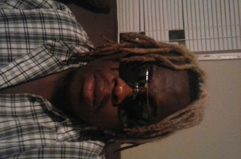 Date this nice looking United States man Dwight from Greenville US16422