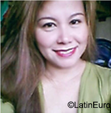 Date this voluptuous Philippines girl Rosaly from Davao City PH816