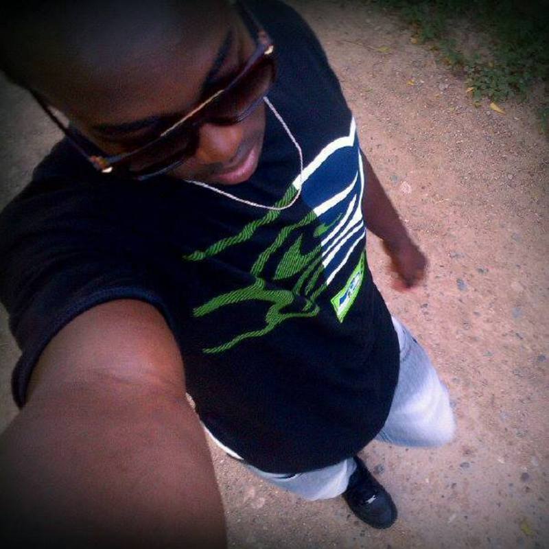 Date this tall Dominican Republic man Fequi from Santo Domingo DO23287