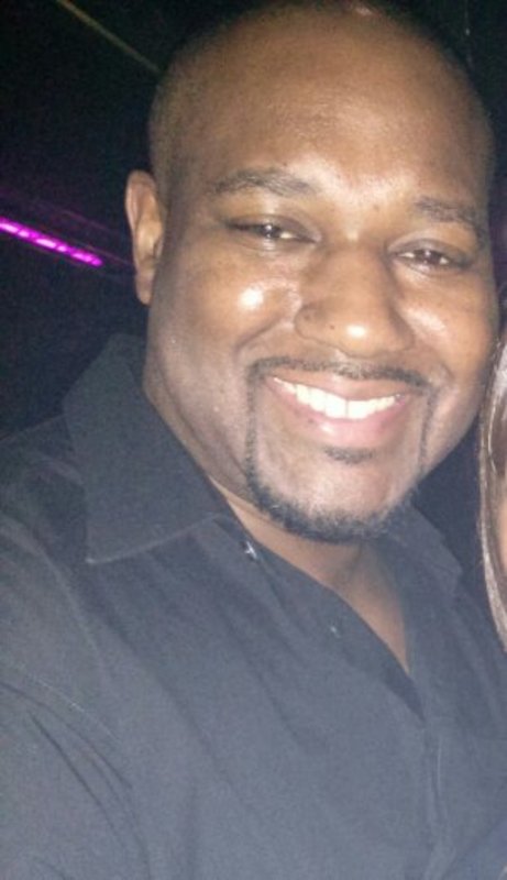 Date this voluptuous United States man Raymond from Roosevelt US16493