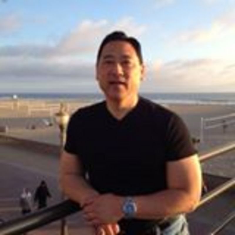 Date this happy United States man HB from Huntington Beach US16535