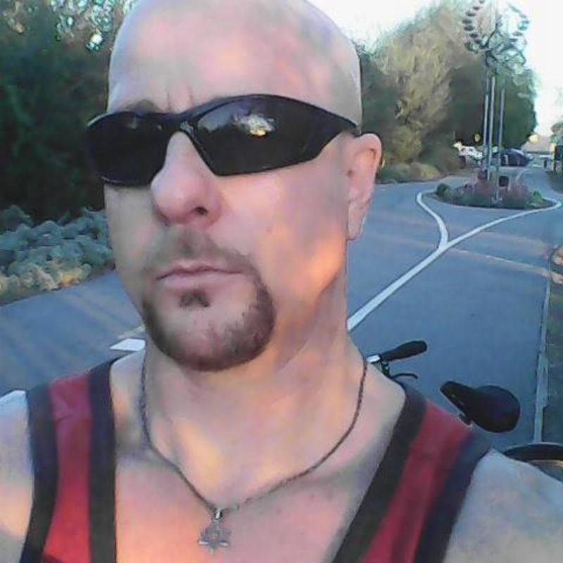 Date this passionate United States man Michael from Whittier US16607