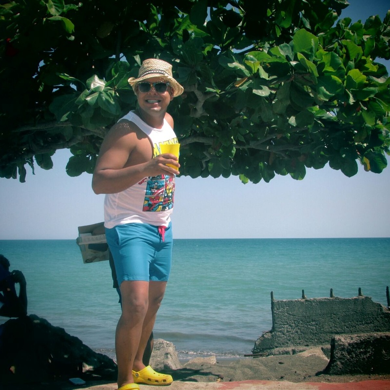 Date this delightful United States man Antoni cardenas from Boston US16821