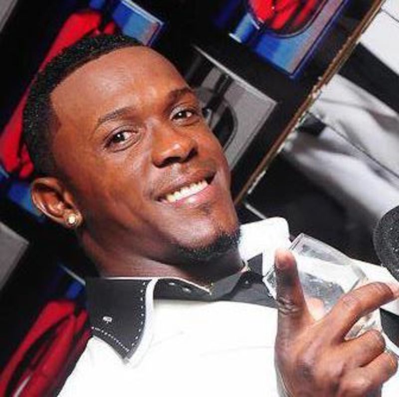 Date this nice looking Dominican Republic man Junior from Santo Domingo DO24306