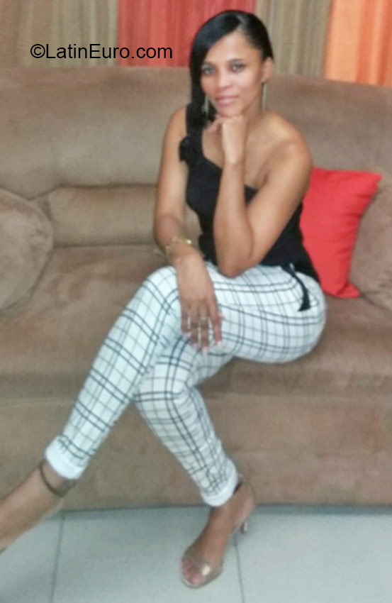 Date this delightful Panama girl Helalas from Panama City PA828