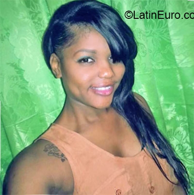 Date this good-looking Jamaica girl Arianna from Kingston JM2251