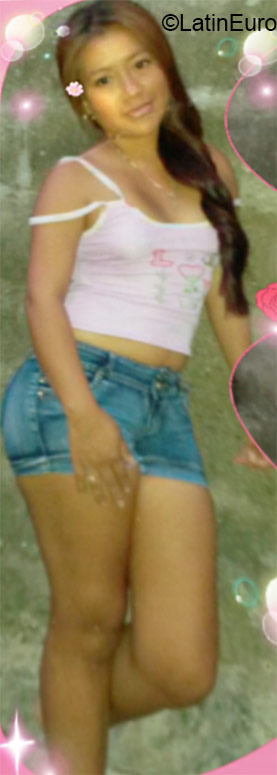 Date this hard body Panama girl Yahairia from Panama PA844