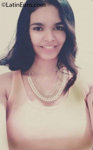 Date this hot Honduras girl Alejandra from Tegucigalpa HN1982