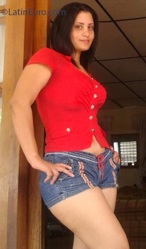 Date this young Panama girl Daysi from Panama PA895