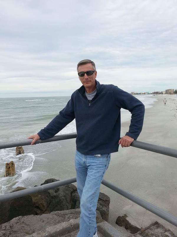 Date this athletic United States man Paul from Madeira Beach US17147