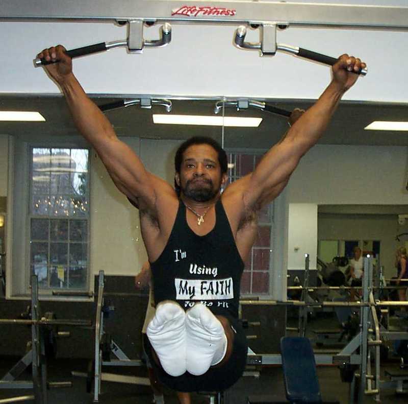 Date this pretty United States man Moyenda from Bronx US17215