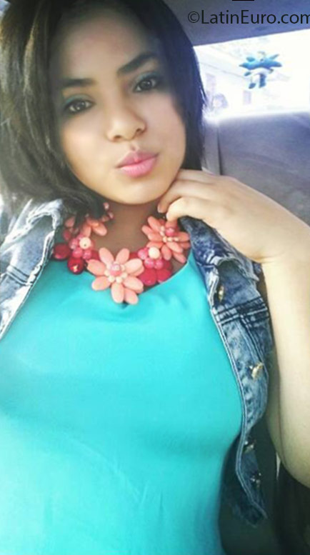 Date this passionate Honduras girl Vani from San Pedro Sula HN2111