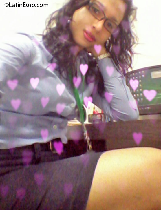 Date this delightful Honduras girl Sandra from San Pedro Sula HN2125