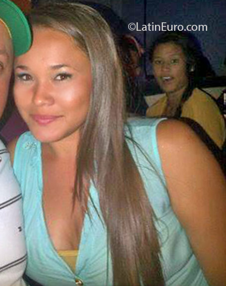 Date this lovely Colombia girl Alejandra from Cali CO18861