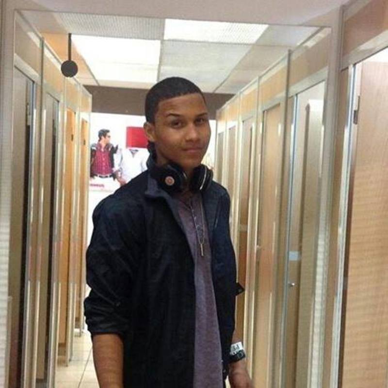 Date this young Dominican Republic man Trecxer from Santo Domingo DO25630