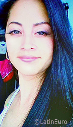 Date this lovely Colombia girl Dulce from Bogota CO19009