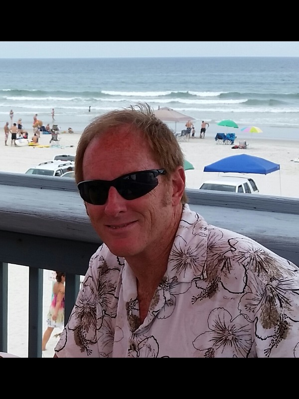 Date this stunning United States man Terry from Cocoa Beach US17492