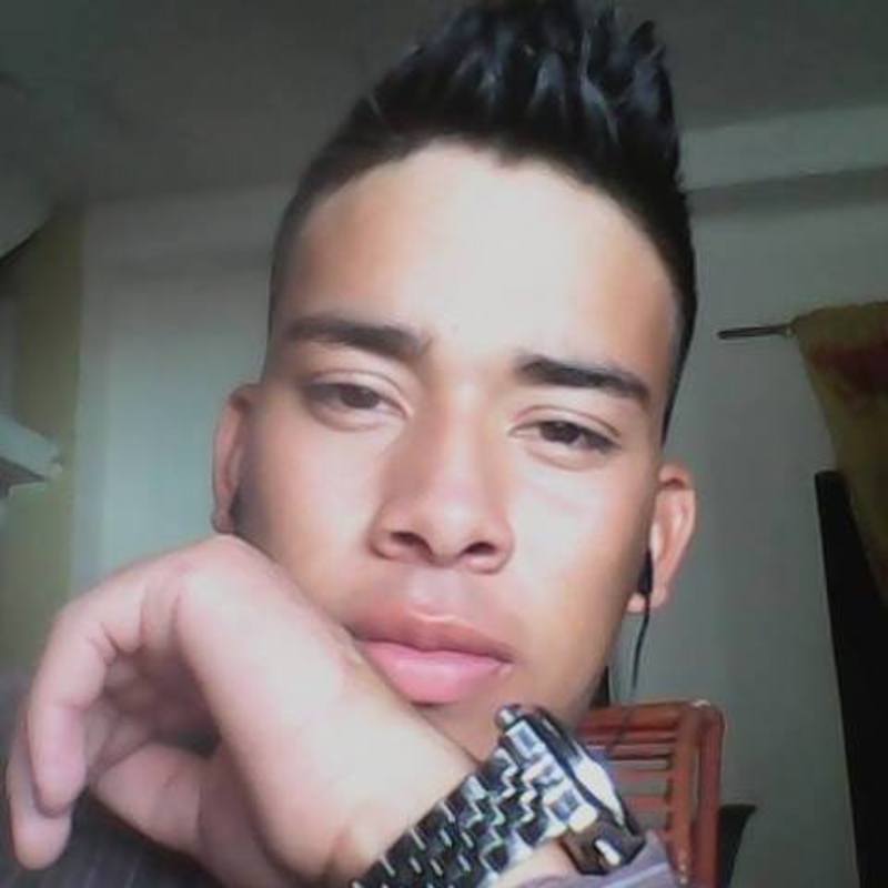 Date this georgeous Colombia man Diego from Puerto Asis CO19191