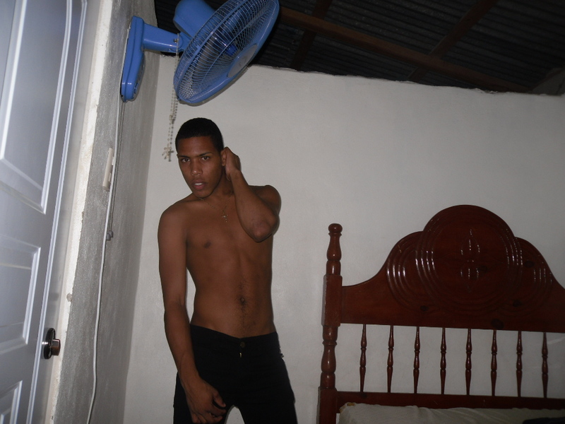 Date this foxy Dominican Republic man MICHAEL ANDRES from Valverde DO26383