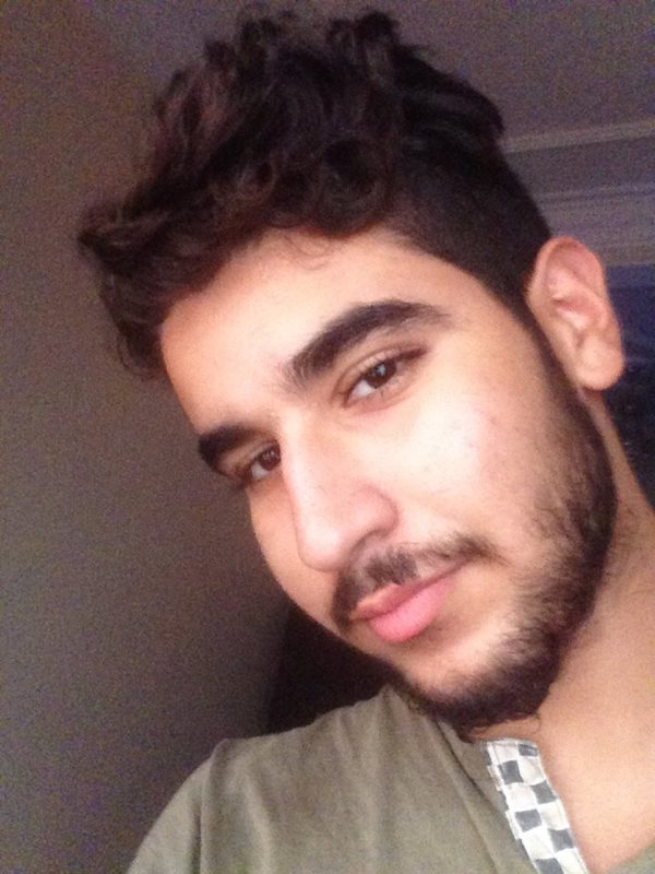 Date this cute Colombia man Hamzaarkm from Paris CO19628