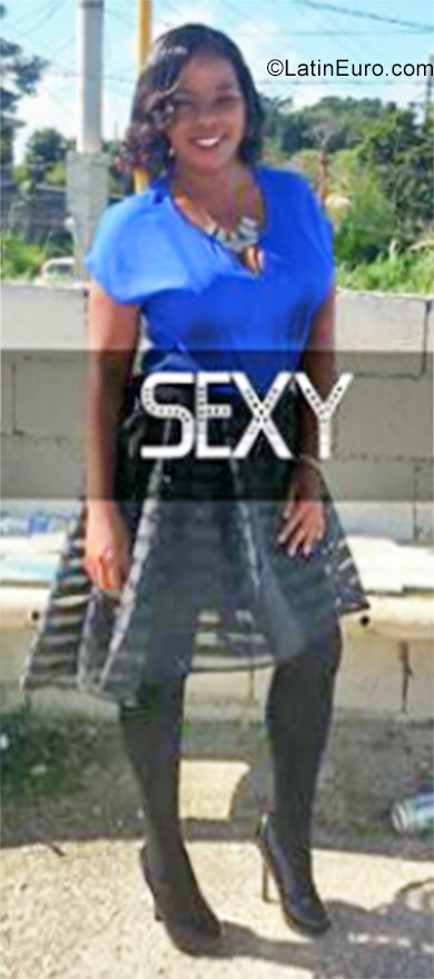 Date this georgeous Jamaica girl Genel from Mandeville JM2362