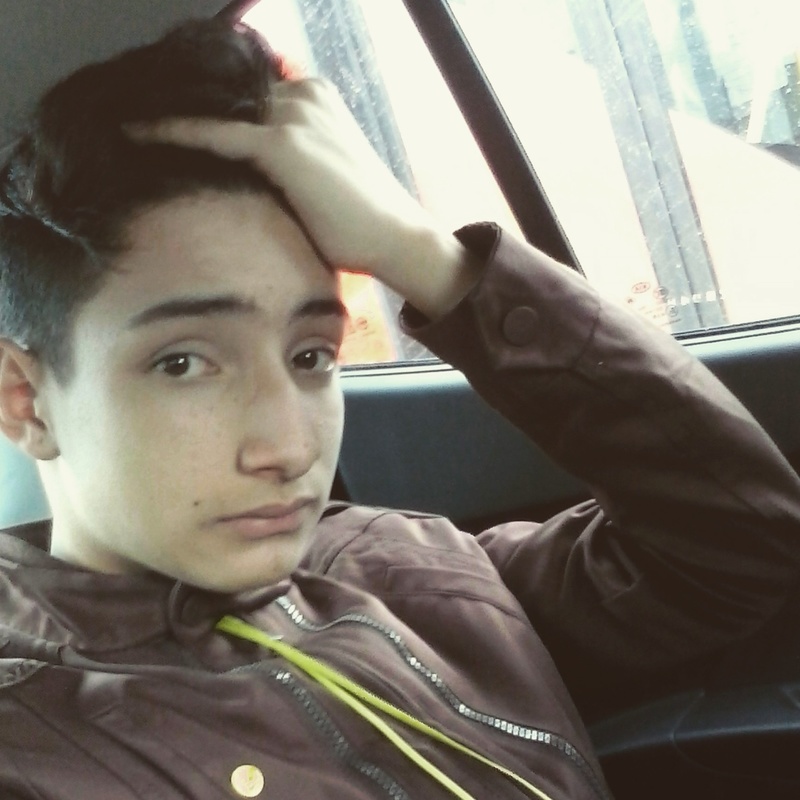 Date this georgeous Colombia man CristianN from Bogota CO19807