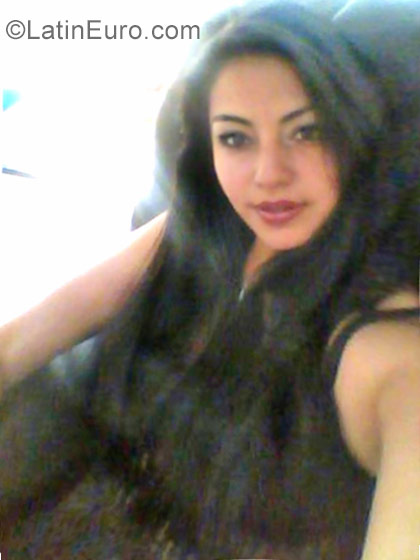 Date this stunning Colombia girl Paula Andrea from Bogota CO19859
