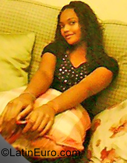 Date this voluptuous Dominican Republic girl Genesis from Puerto Plata DO27108