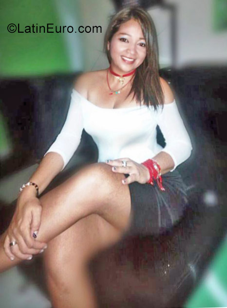 Date this cute Colombia girl Darling from Barranquilla CO20089