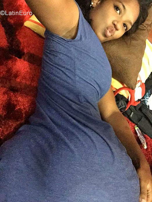 Date this charming Colombia girl Sandra from Cali CO20225