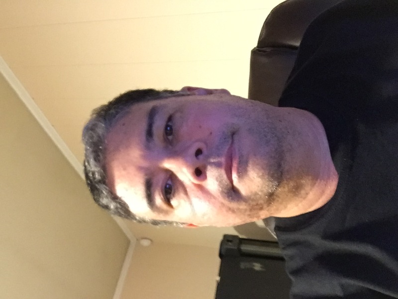 Date this happy United States man Arturopc from Hattiesburg US17879